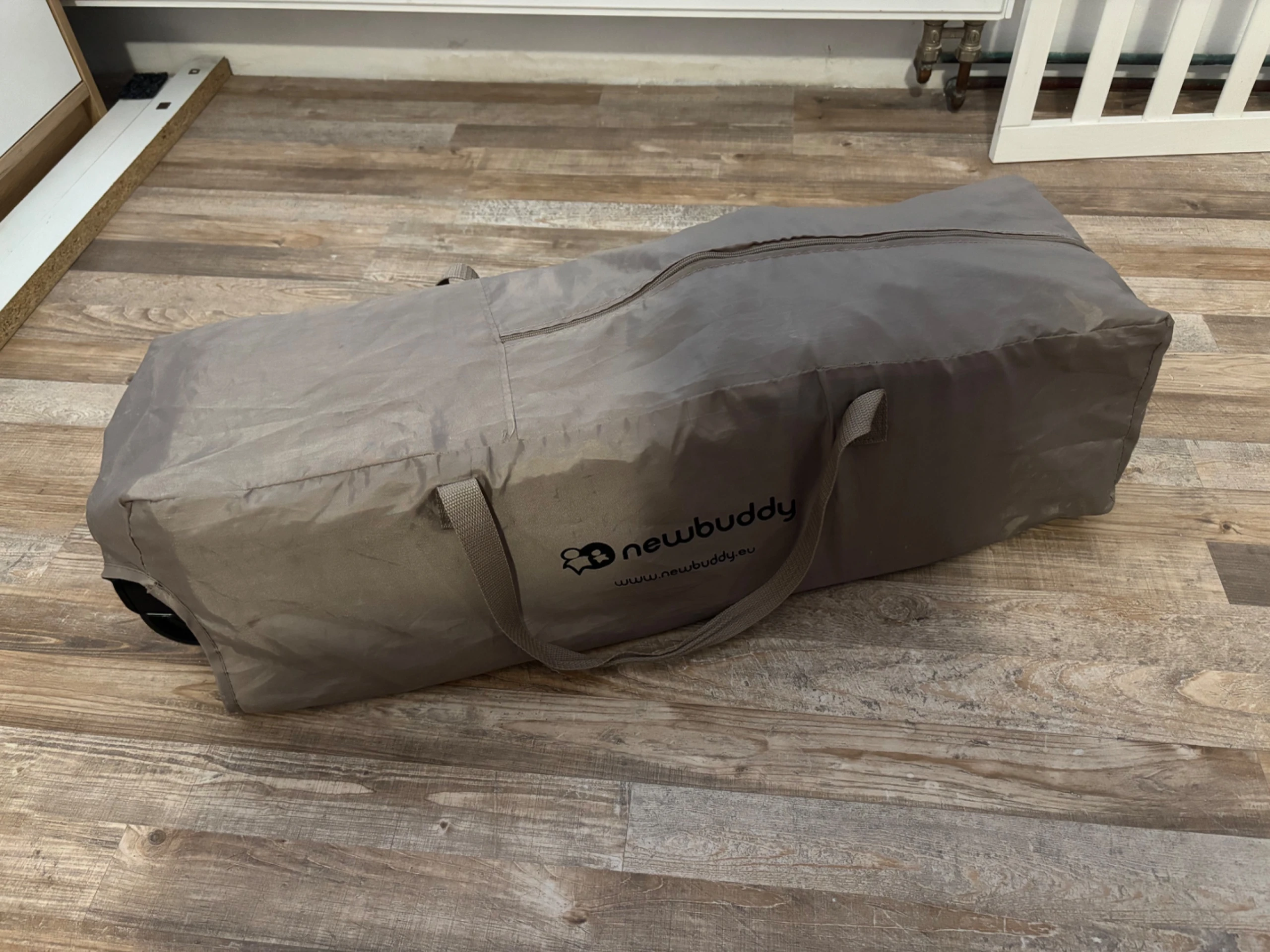 Dětská cestovní postýlka Newbuddy